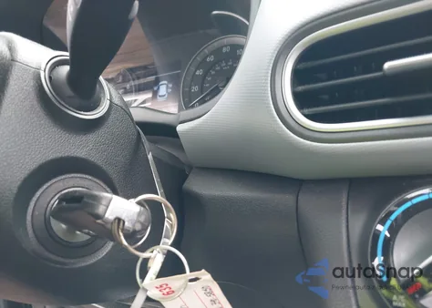 2020 Hyundai Kona Se из США, поврежденный, VIN KM8K1CAA8LU416689